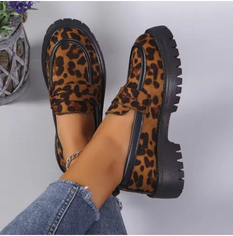 Rustic Chic | Leopard Flats mit Plattform für trendige Outfits